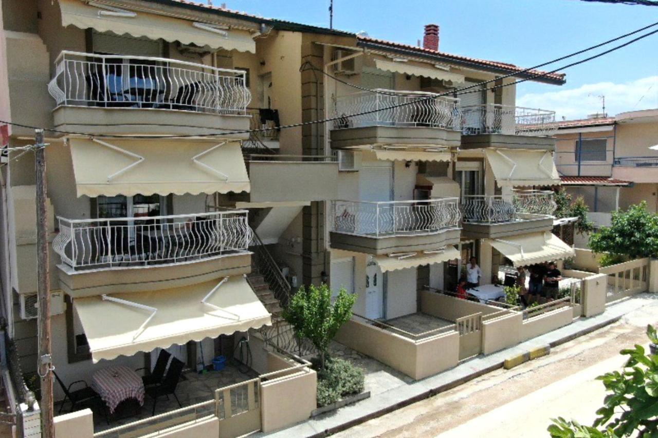 Ofrinio Central Apartments Buitenkant foto