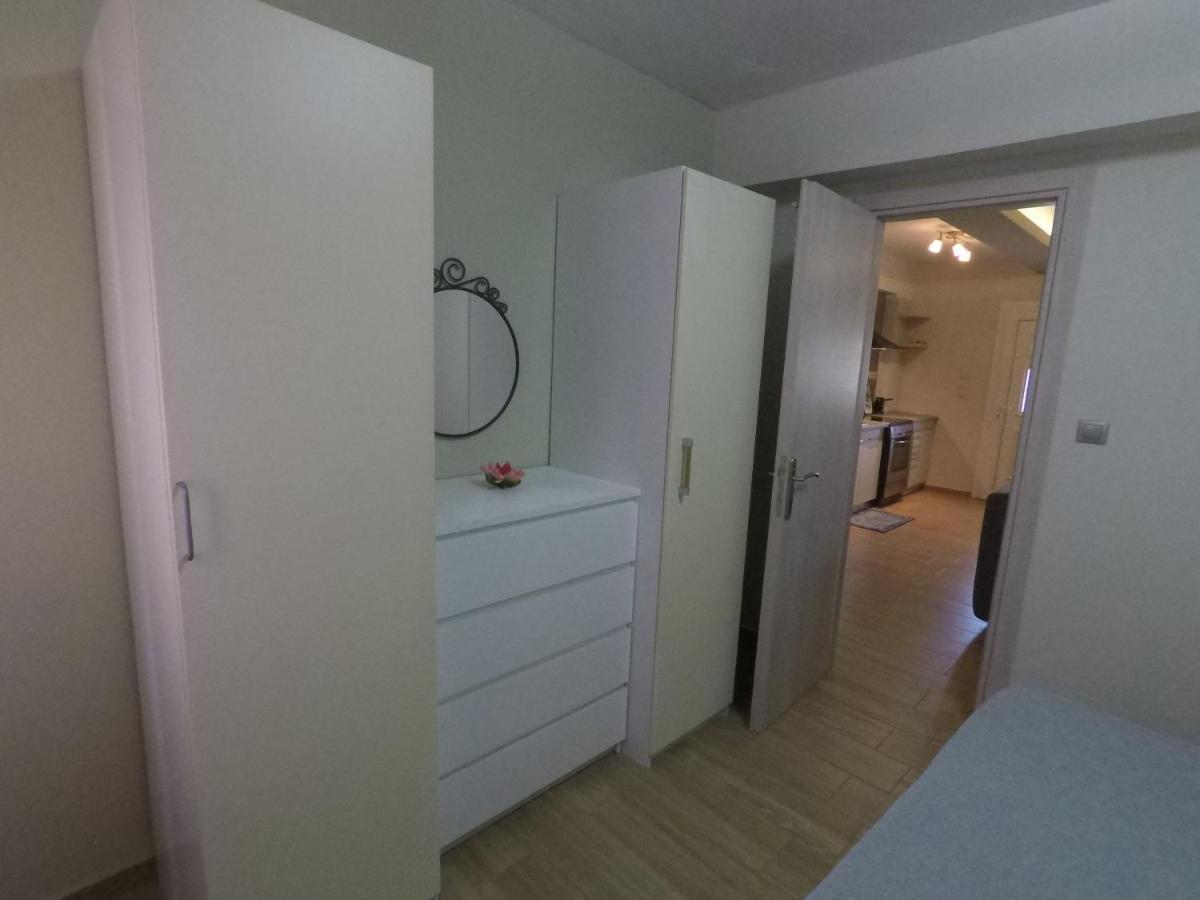 Ofrinio Central Apartments Buitenkant foto