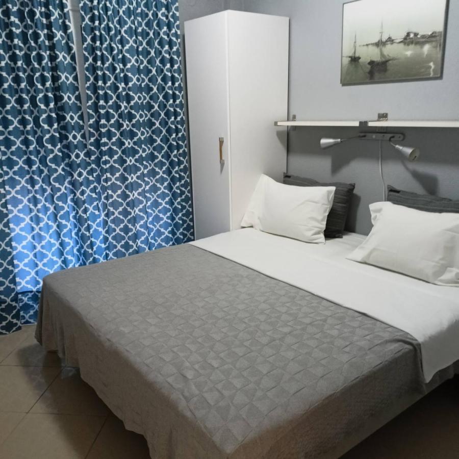 Ofrinio Central Apartments Buitenkant foto